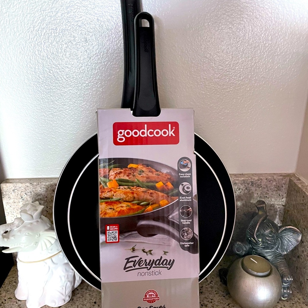 2 New Frying Pans